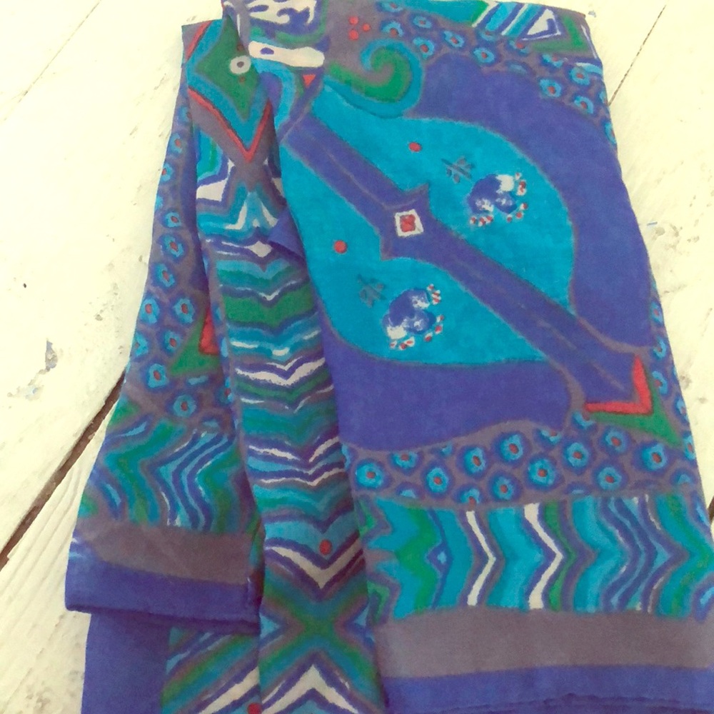 American eagle blue scarf